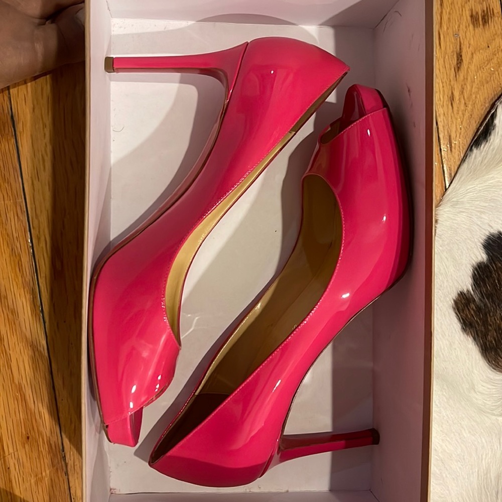 Cristian Louboutin No matter 85 mm- patent, pinky